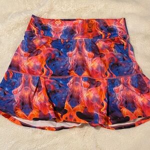 Dona Jo Colorful Abstract Women's SKORT. Size 2 which is a Medium, 8-10